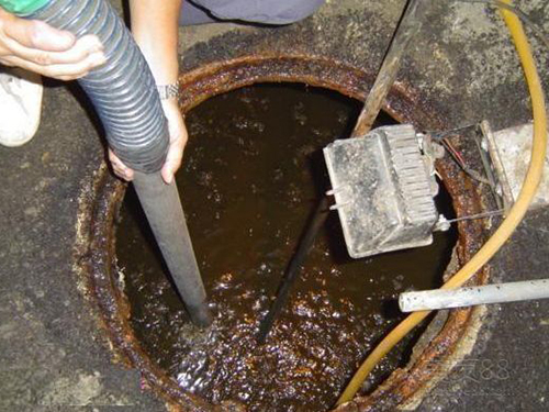 龙湾镇隔油池清理